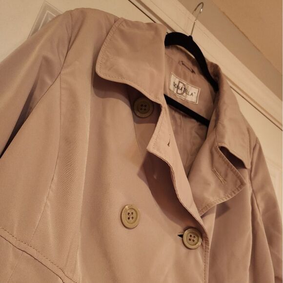 Donatella light beige button up jacket 2X - Picture 2 of 5